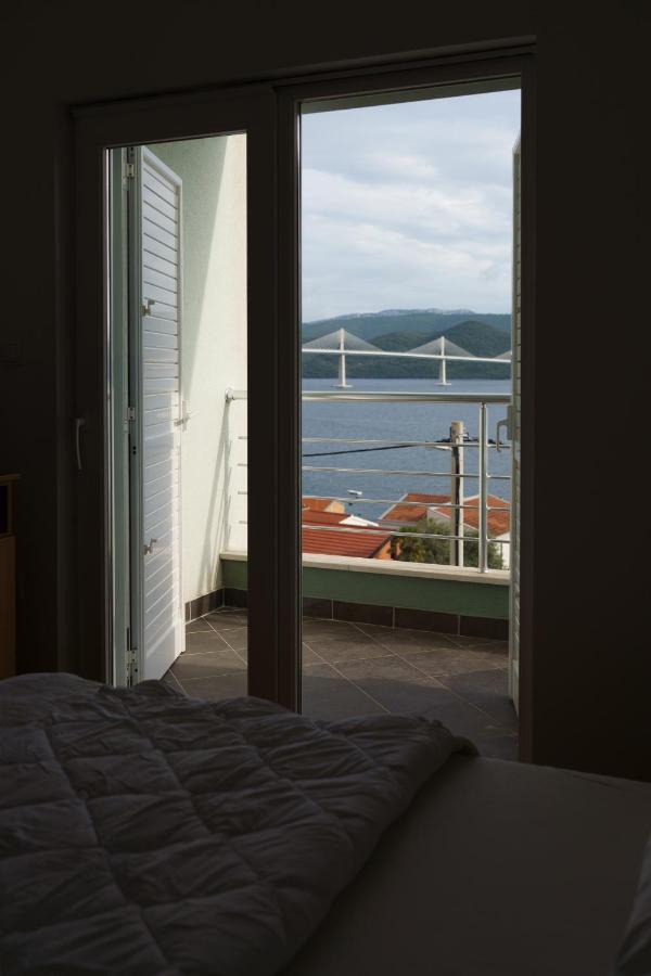 Apartment “Bel Ponte” 科马尔纳 外观 照片